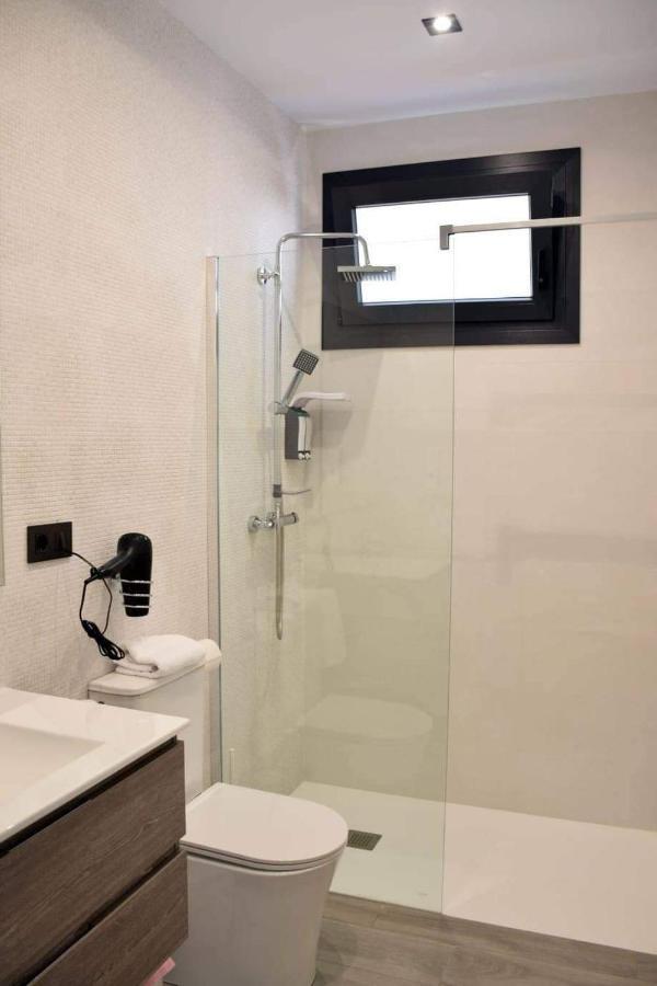 Alojamientos Lola, Suite Con Jacuzzi Benalup-Casas Viejas Eksteriør billede